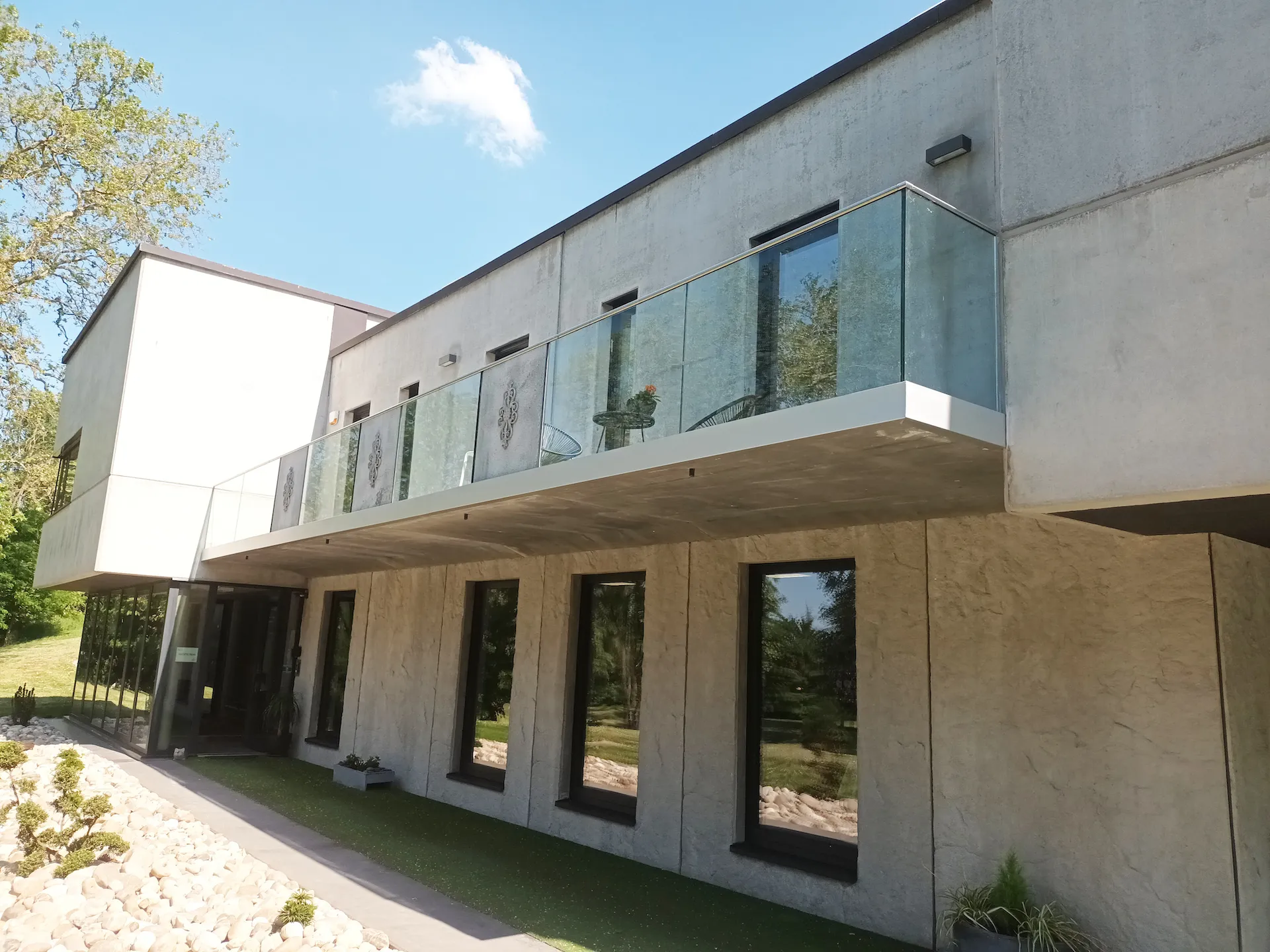 Balcon FBlade