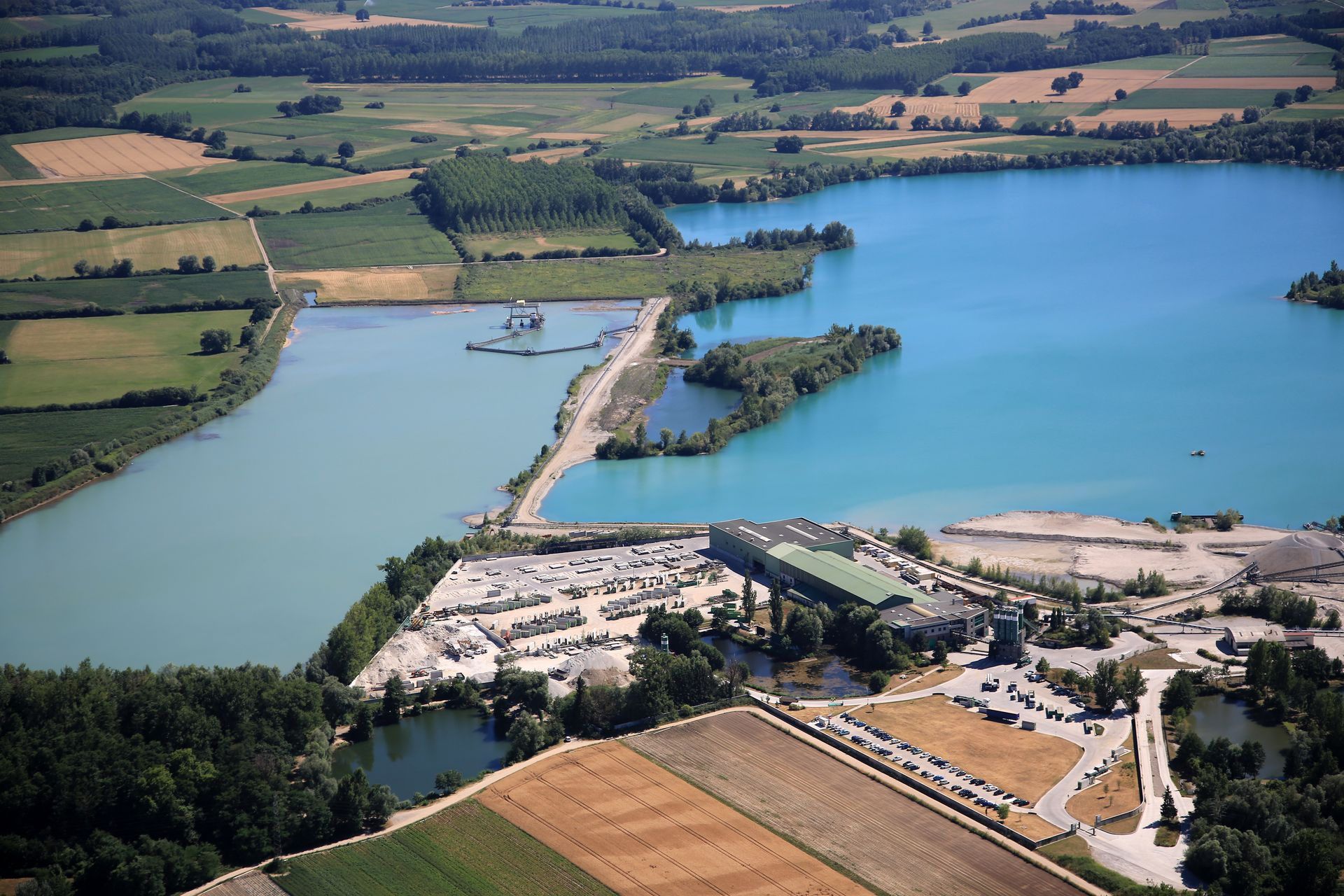 R&D centre and concrete lab